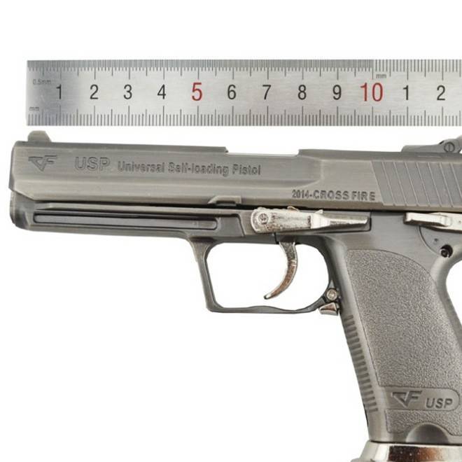 1：2.05金属拼装 军事模型 USP手枪 模型 玩具兵器 不可发射